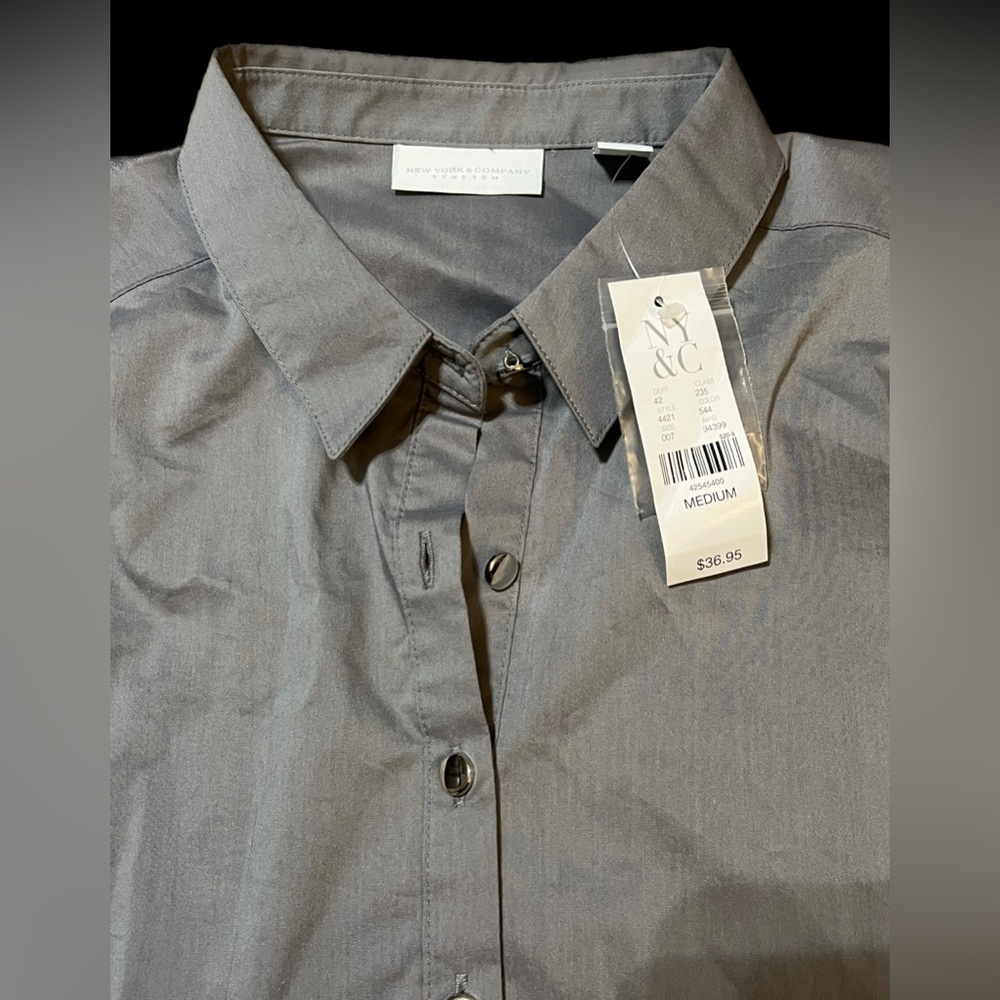 New York & Company Blouse - Picture 2 of 4